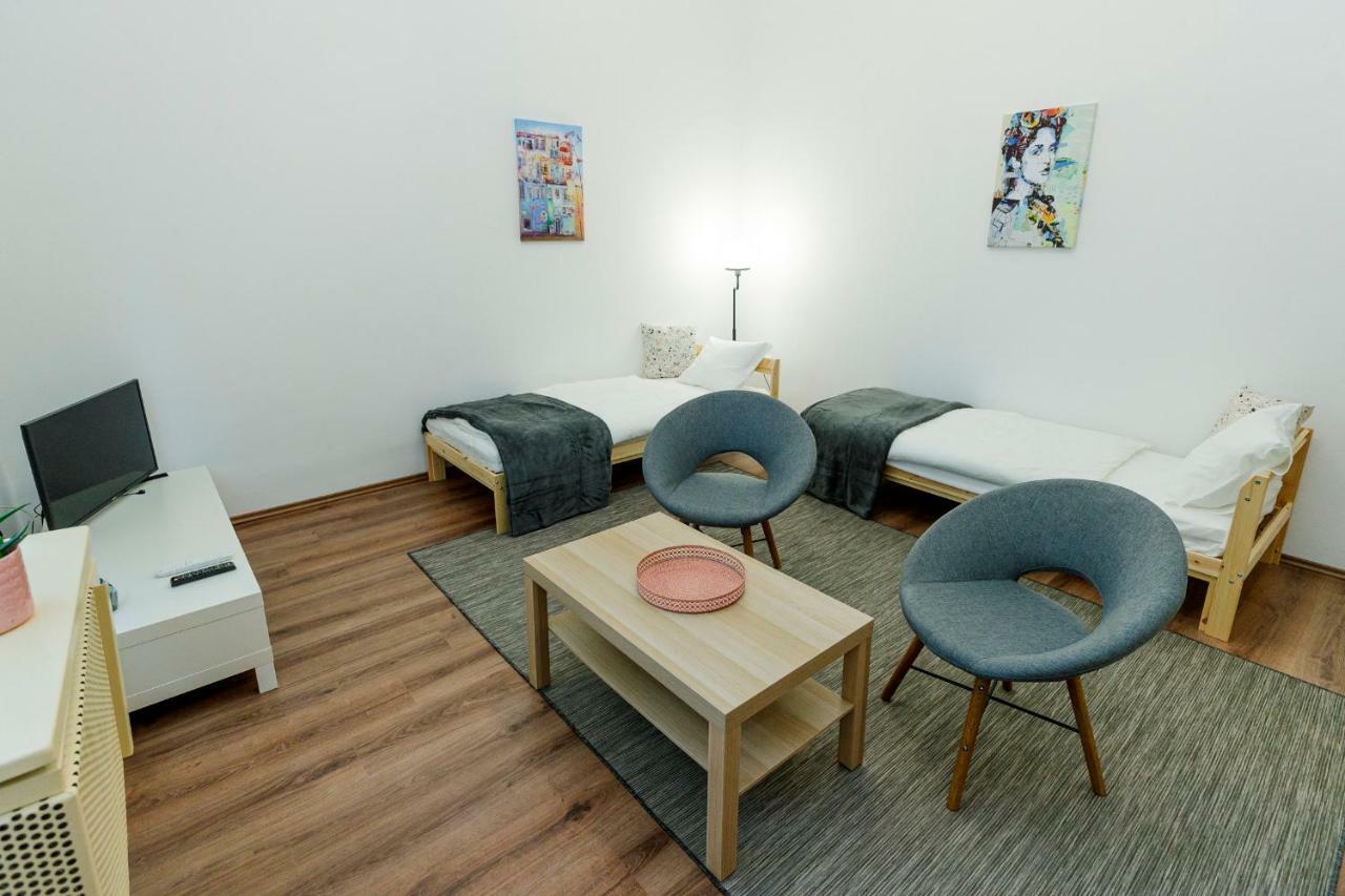Sophie Apartman Eger Extérieur photo