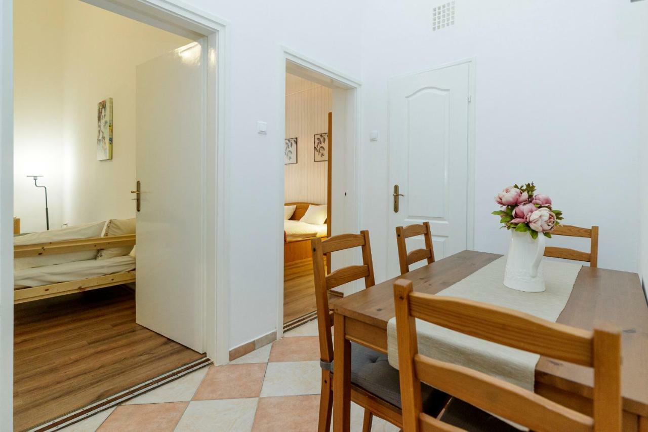 Sophie Apartman Eger Extérieur photo